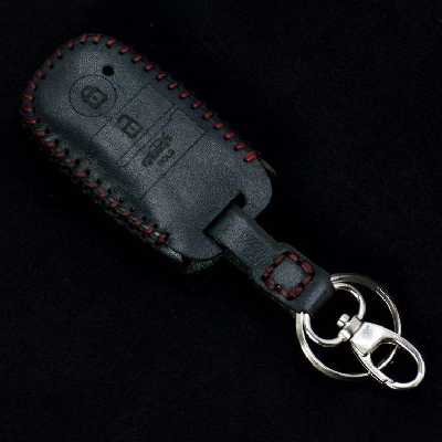 جاسوئیچی خودرو چرم بیسراک کد AK401 مناسب برای کیا اپتیما