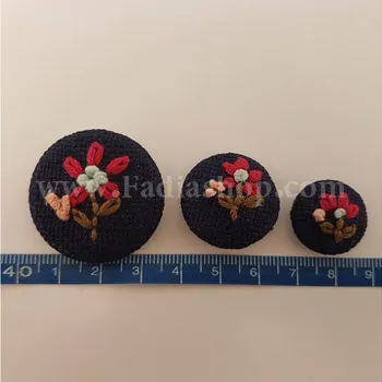 دکمه گلدوزی رنگی سایز 2