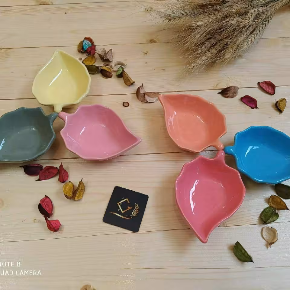 پیاله بزرگ رنگی