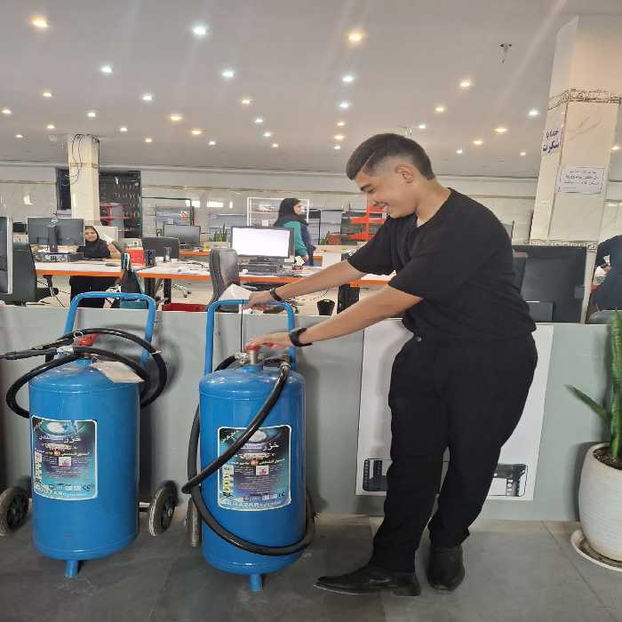 خرید و قیمت کپسول فوم و گاز 50 کیلویی - قفسه‌بندی وکیلی