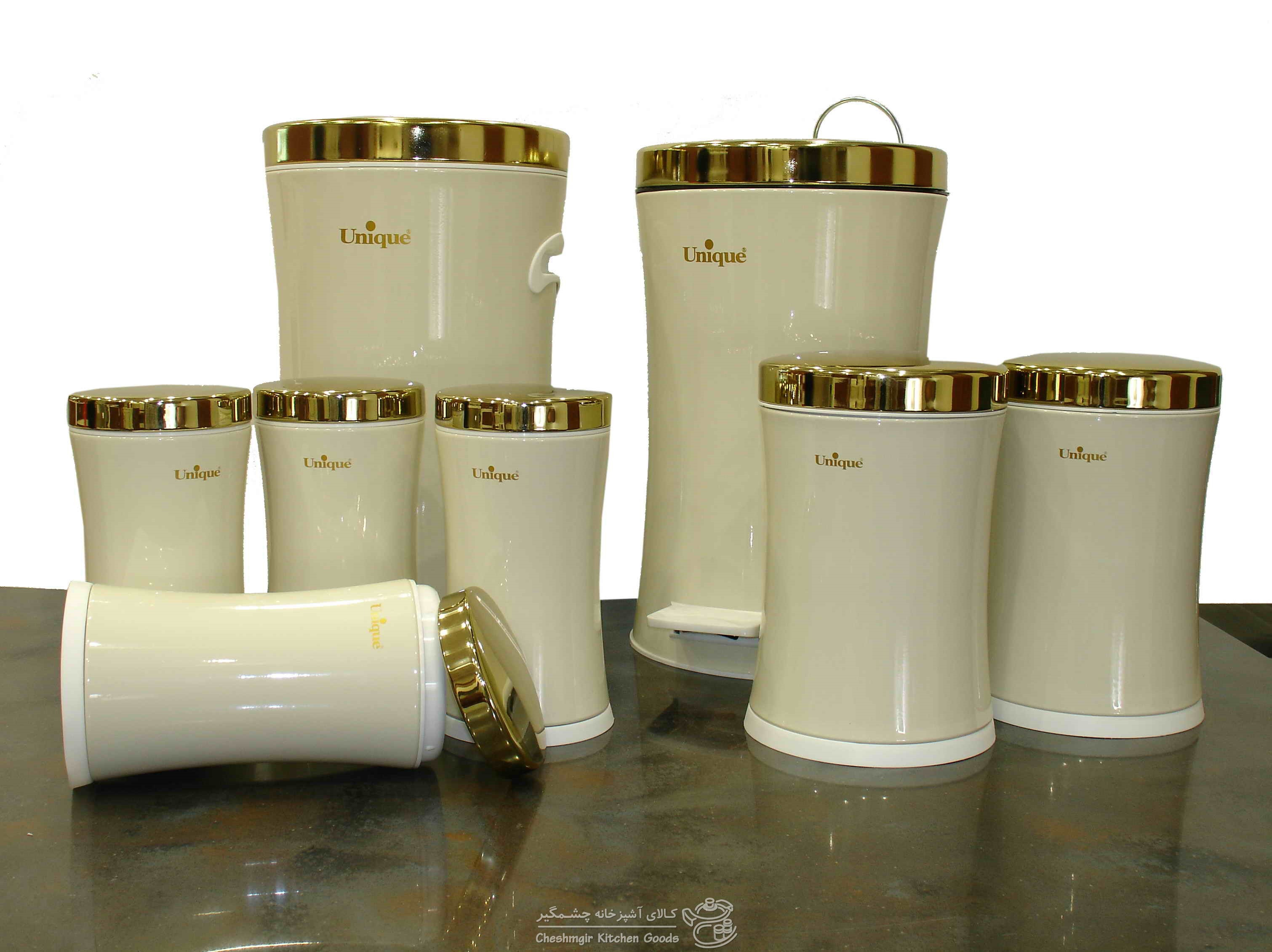 سرویس کمرباریک 8 پارچه کرم درب طلایی یونیک مدل UN-4505