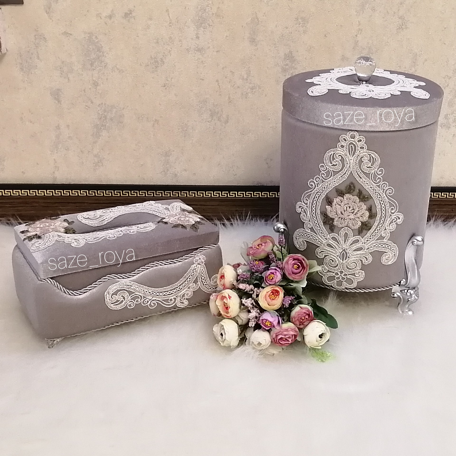 سطل و جادستمال کاغذی مخملی ترک