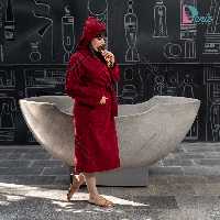حوله تن پوش آرام رنگ زرشکی