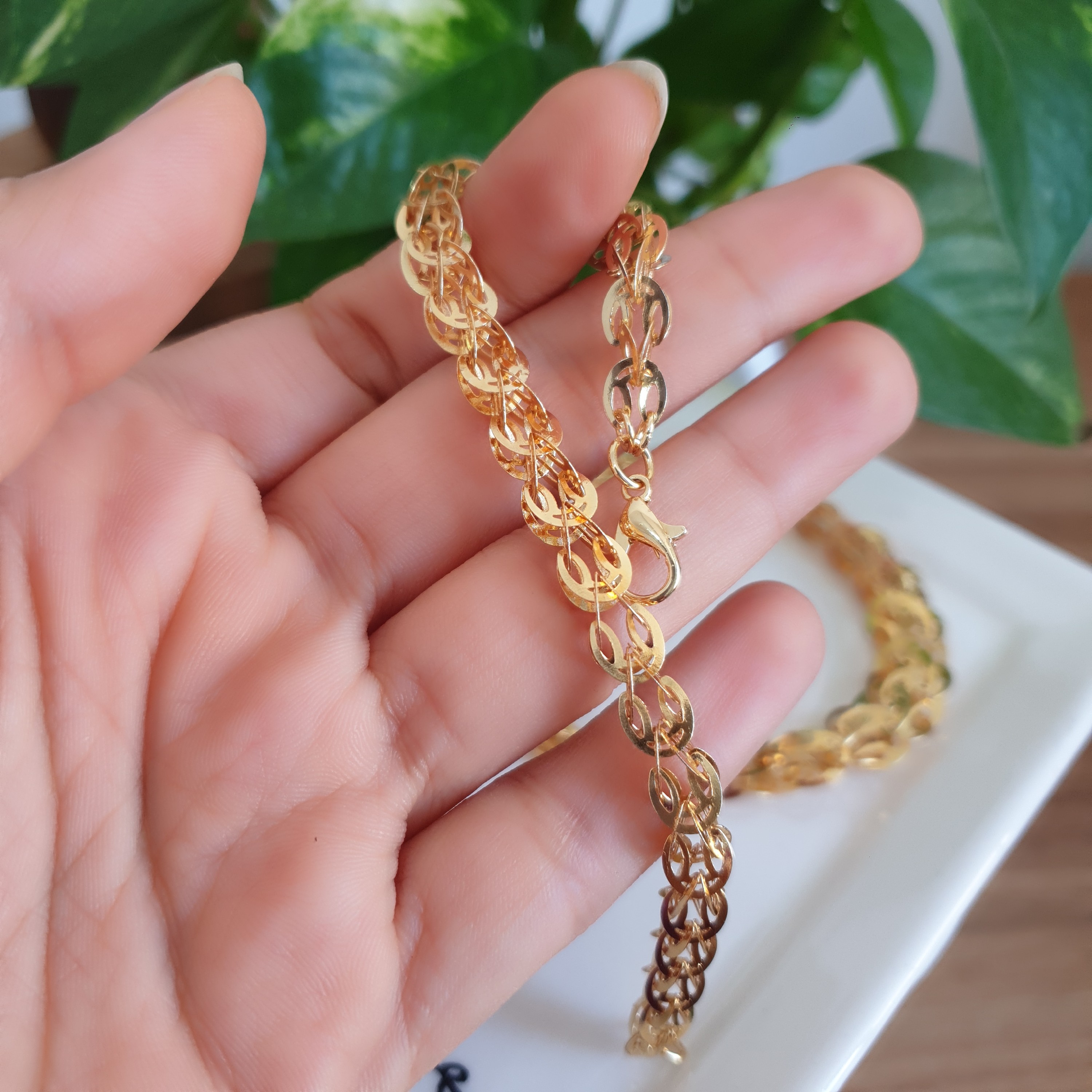 دستبند طرح طلا پولکی برنجی 