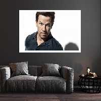 تابلو بکلیت طرح مشاهیر سینمای جهان مارک والبرگ مدل قاب شاسی W-s10080 | دنیای قاب