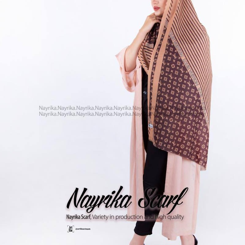 شال چهارفصل طرح LVراه راه