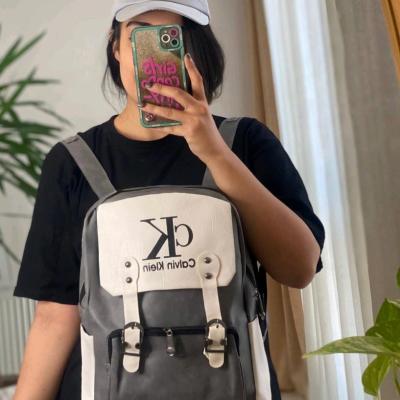 کوله پشتی کلوین