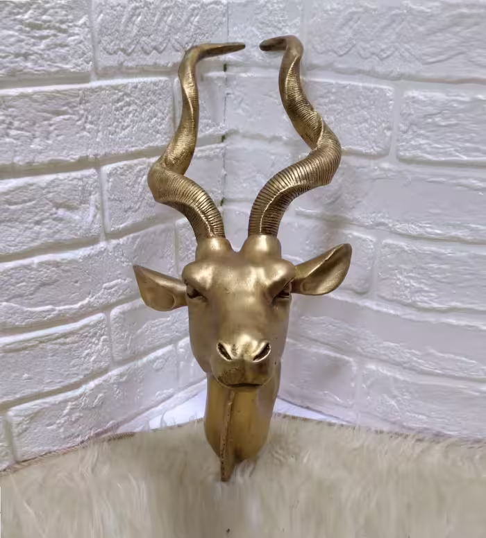 کله گوزن دیواری