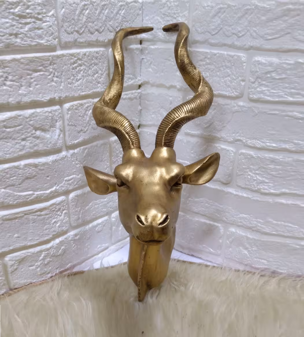 کله گوزن دیواری