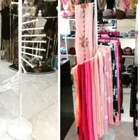 استندشال وروسری