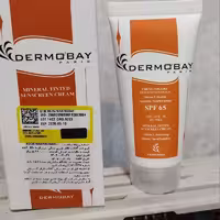 کرم ضد آفتاب رنگی درموبای DERMOBAY SPF65 
