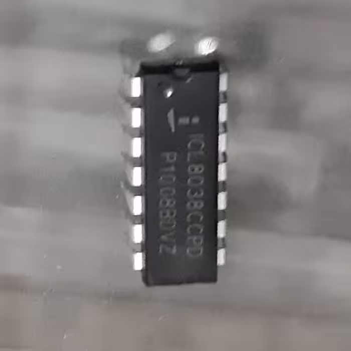 آی سی  مدل ICL8038 CCPD