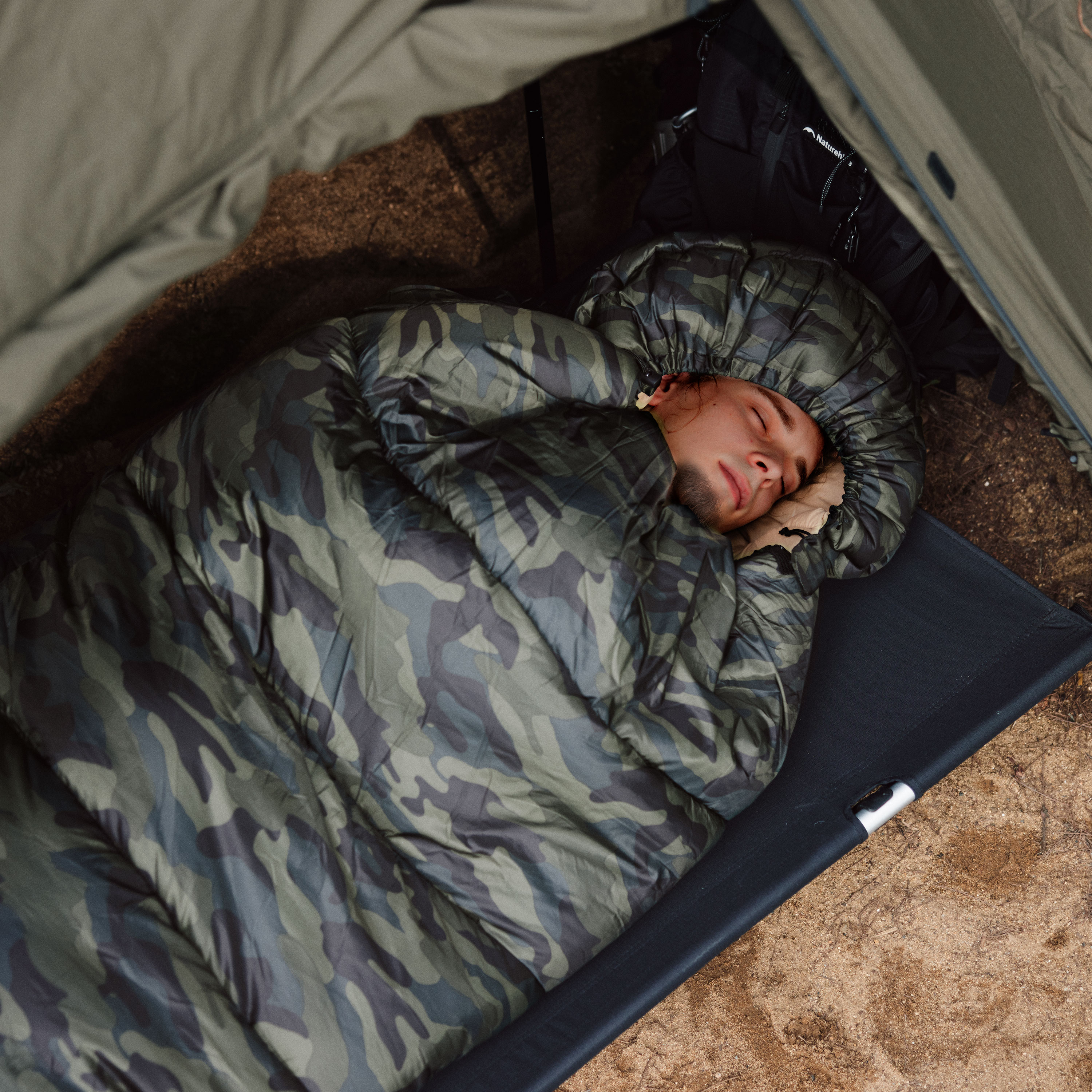 کیسه خواب نیچرهایک مدل M320 الیاف | CNK2350WS023