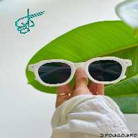 خرید عینک زنانه برند موسکات دارای استاندارد UV400 فرم کائوچو همراه با کاور و دستمال کد 2415179 - ردگل