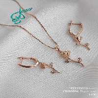 خرید نیم ست زنانه طرح گل رز مارک ژوپینگ همراه با زنجیر کد 1715067 - ردگل
