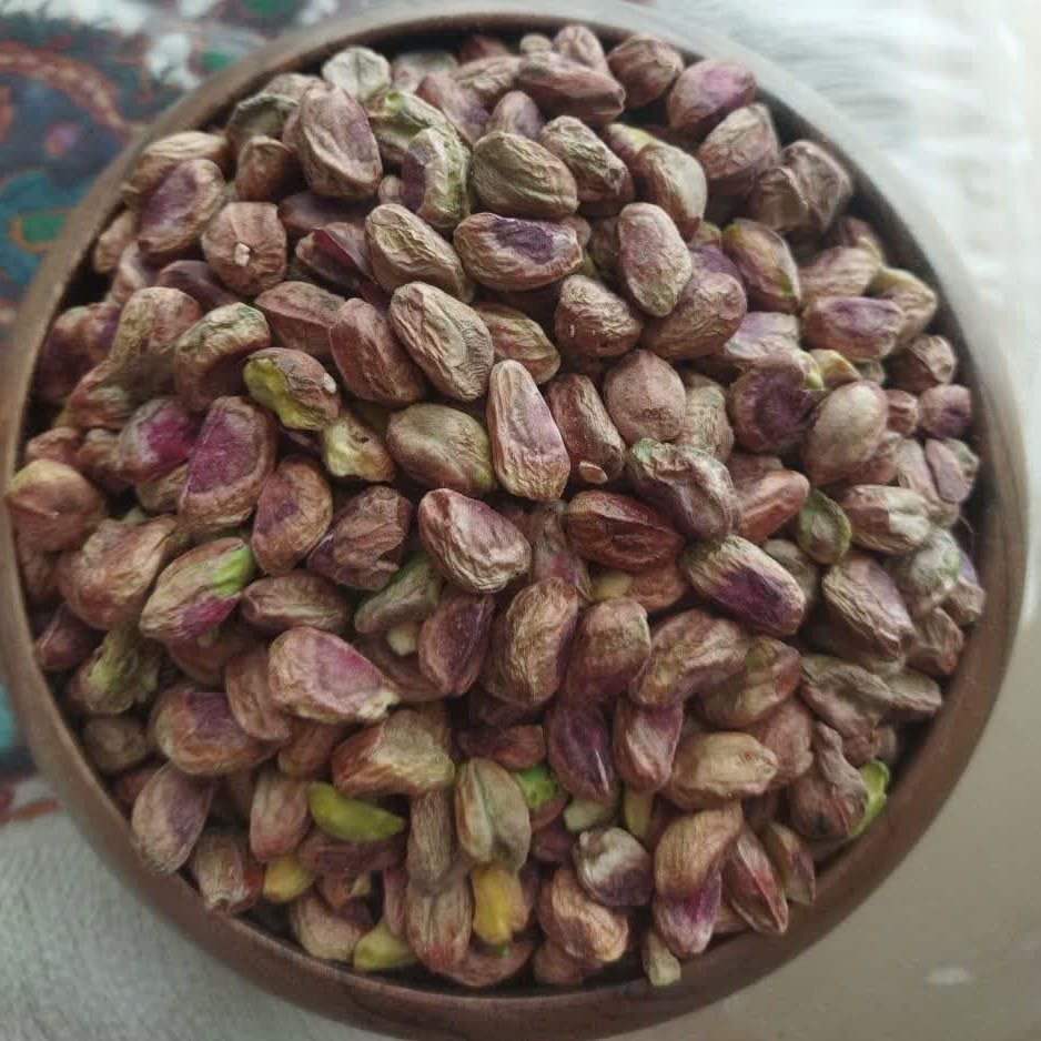 مغز  پسته  فندقی گلدار درجه1