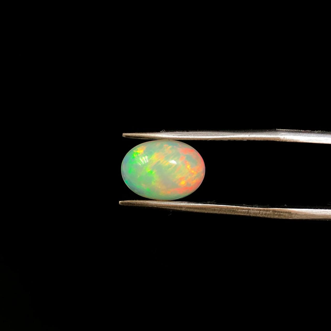 نگین اوپال معدنی با تلالو بالا 250142