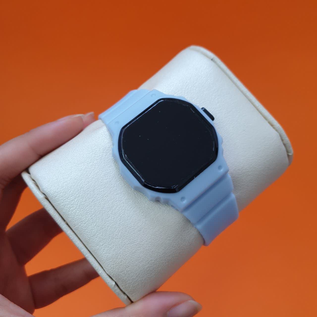 ساعت ال ای دی بند رابر رنگ آبی