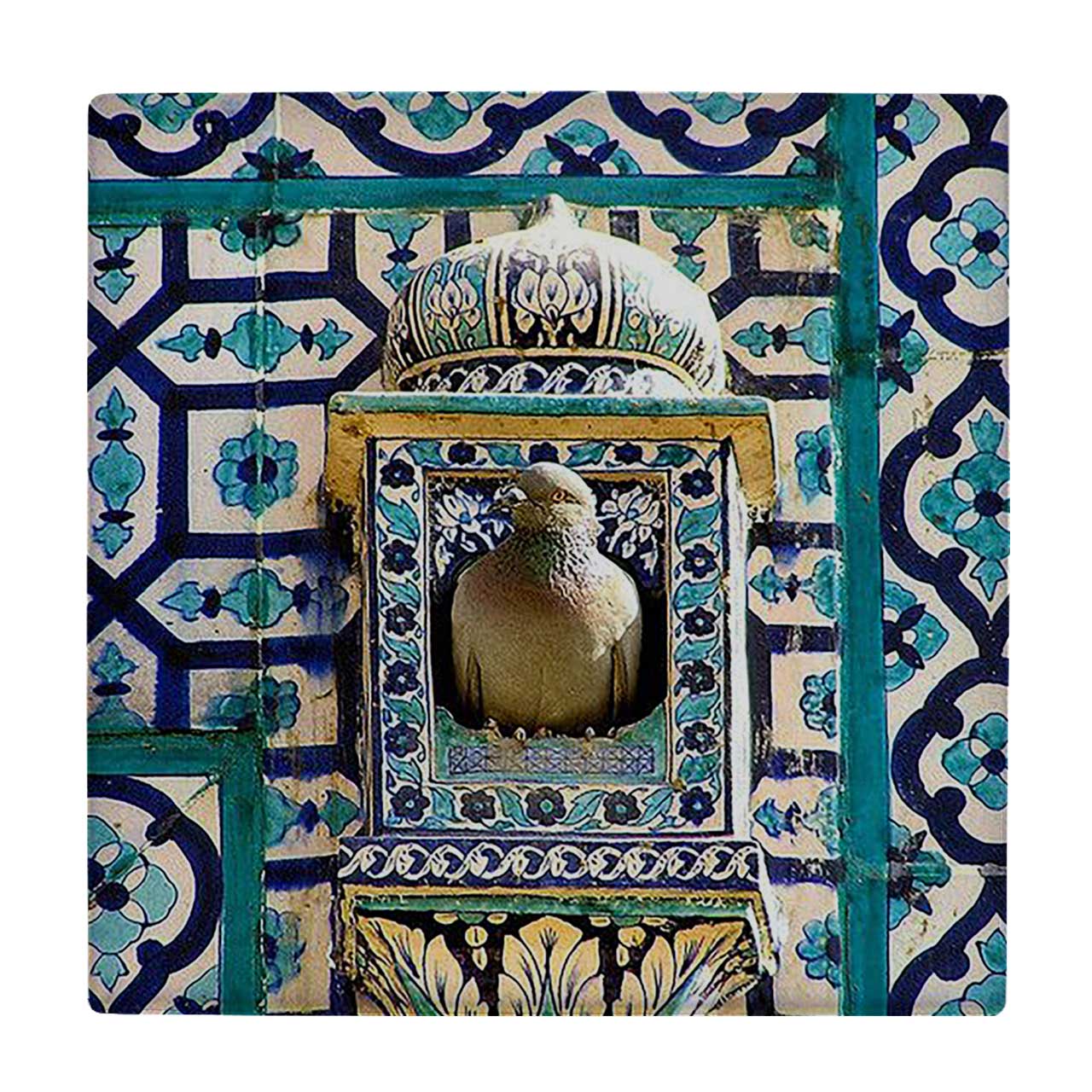  کاشی کارنیلا طرح کبوتر در کبوترخانه کد wkk1450