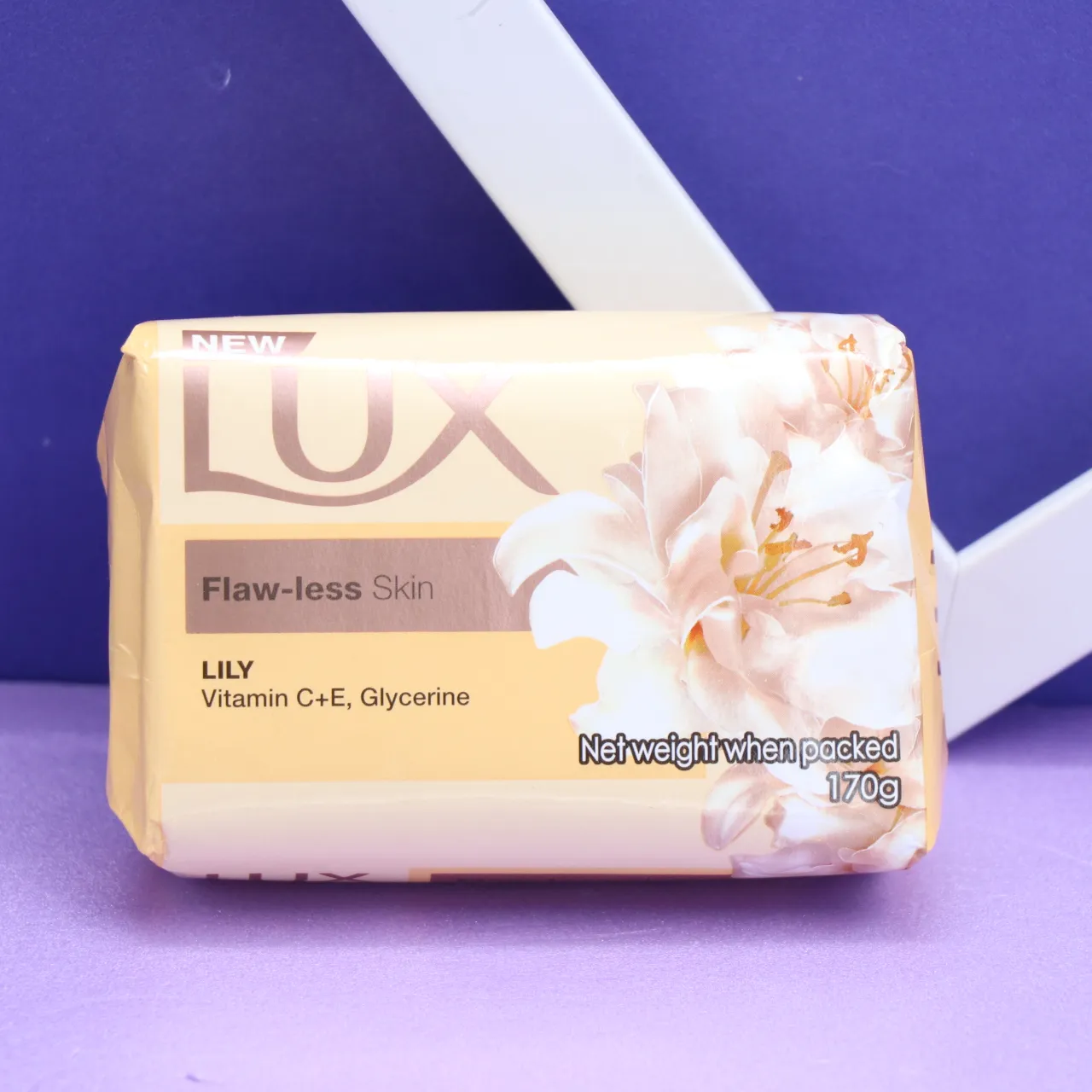 صابون لوکس LUX Flaw Less Skin LILY حجم 170 گرم کد 91754