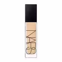 کرم پودر نارس Natural Radiant لایت شماره 4