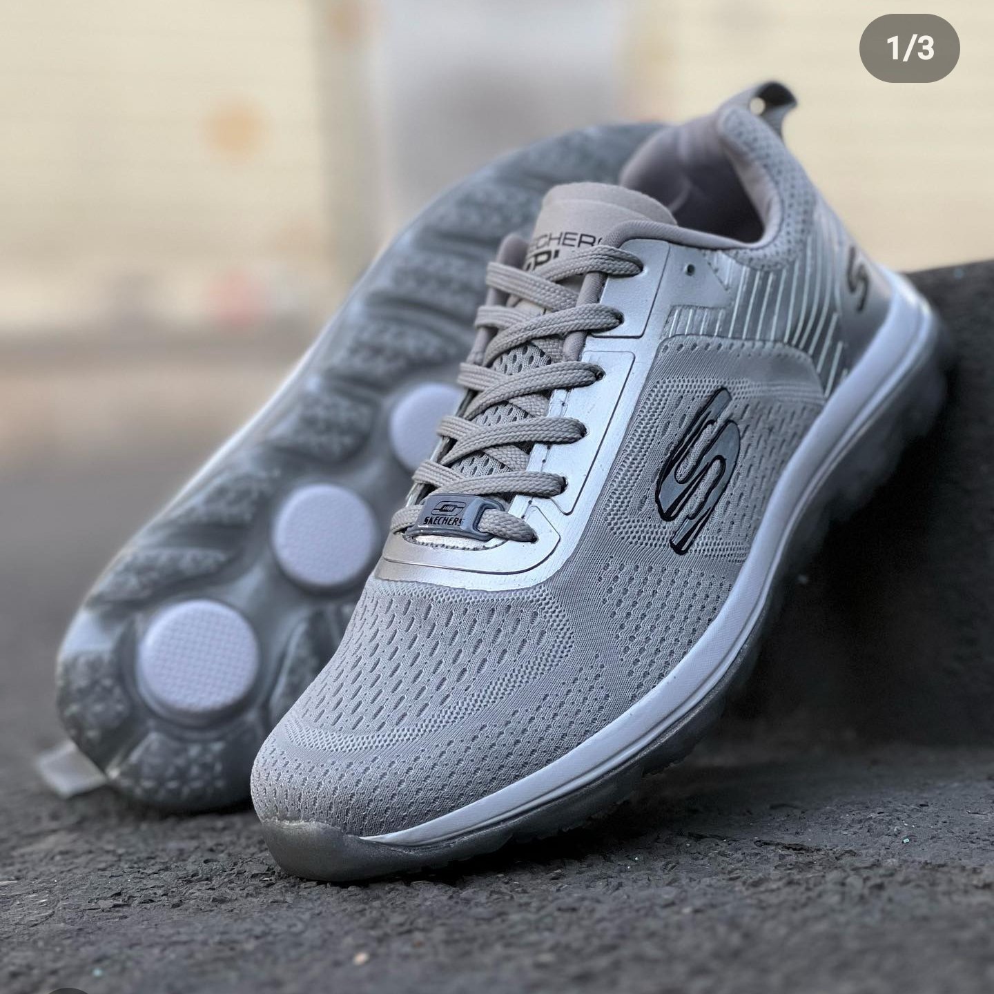 کفش کتونی روزمره مردانه بسیار با کیفیت بی نظیر  و خوش پا