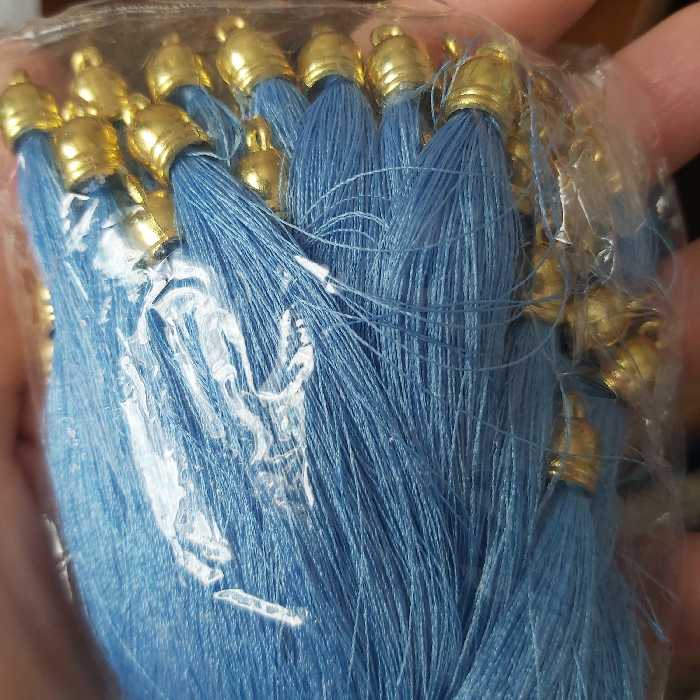 منگوله آبی بلندیک عدد