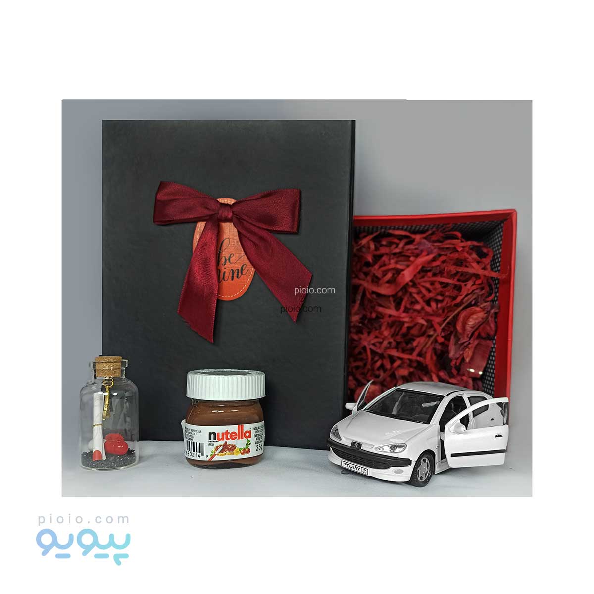 پک ولنتاین با ماشین فلزی 206 سفید