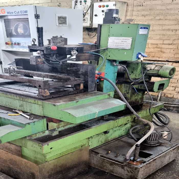 دستگاه وایرکات رفت برگشتی میز 420*350 میلیمتر