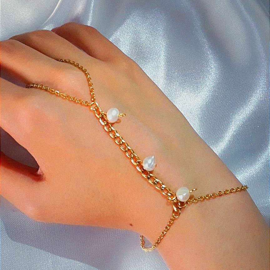 دستبند انگشتریِ تمیمه