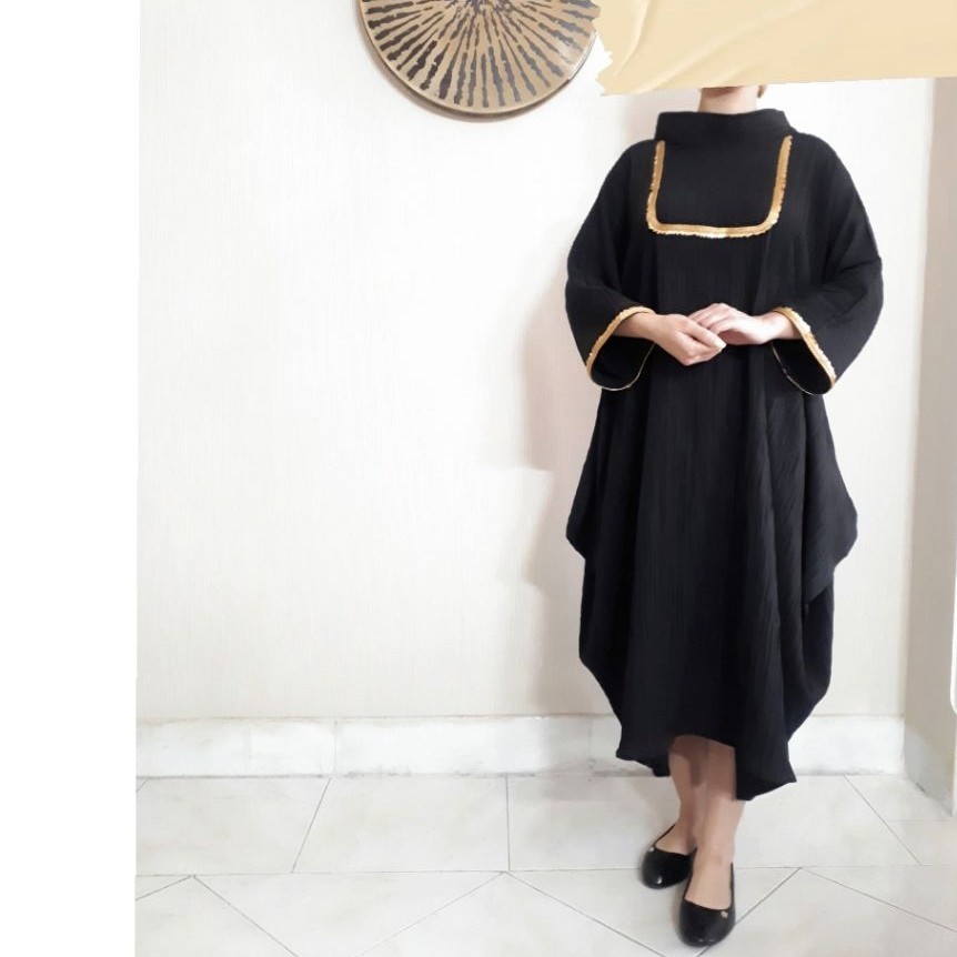  کراش یقه دار همراه با خرج کار