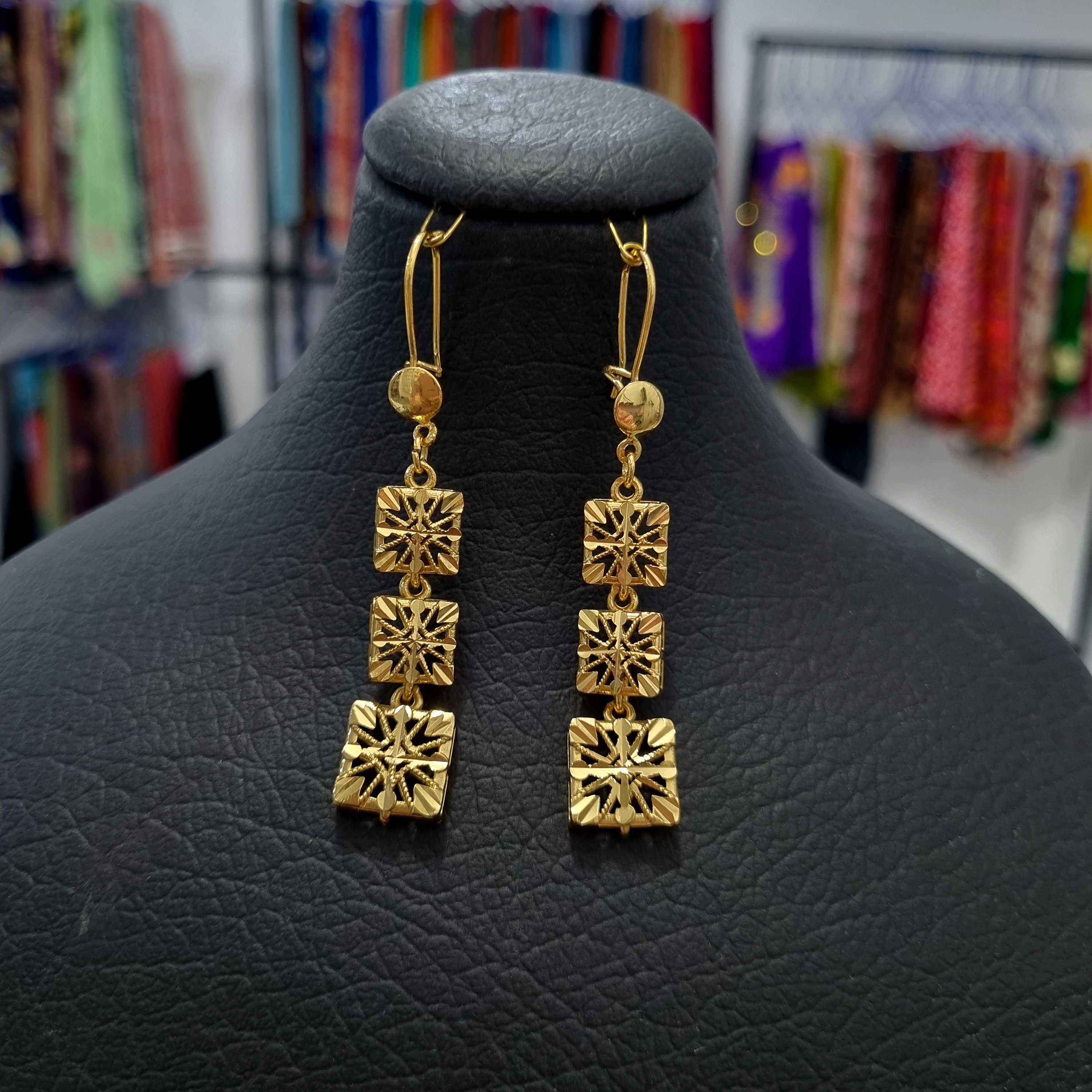 گوشواره زنانه مجلسی آویزی طرح طلارنگ ثابت کیفیت عالی ارسال رایگان کد52