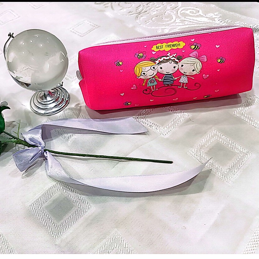 جامدادی فانتزی طرح سه دوست