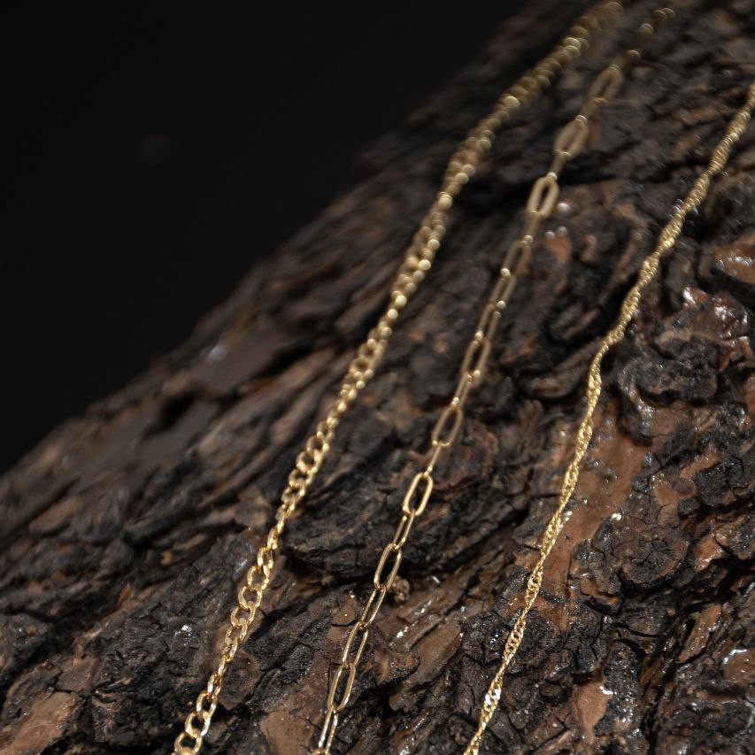 گردنبند ظریف دخترانه و زنانه  آبکاری طلا رنگ ثابت و ضدحساسیت