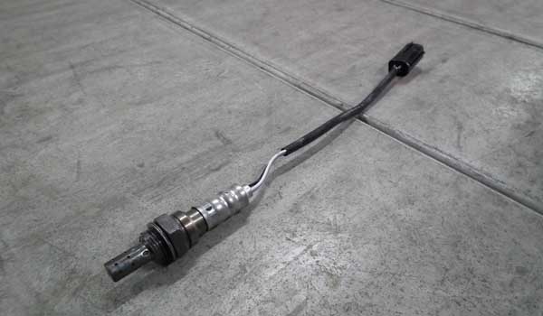 سنسور اکسیژن ام وی ام 110 چین یدک مرکزی - خرید لوازم یدکی خودروهای چینی - لوازم یدکی خودروهای کره ای - لوازم یدکی خودروهای ژاپنی - کف قیمت بازار - ارسال سریع به سراسر ایران