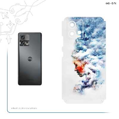 برچسب پوششی ماهوت مدل Women and the Cloud Digital Art مناسب برای گوشی موبایل موتورولا Edge 30 Fusion