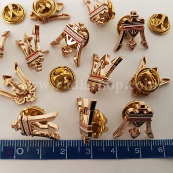 مارک قفل دار طلایی پرچمی