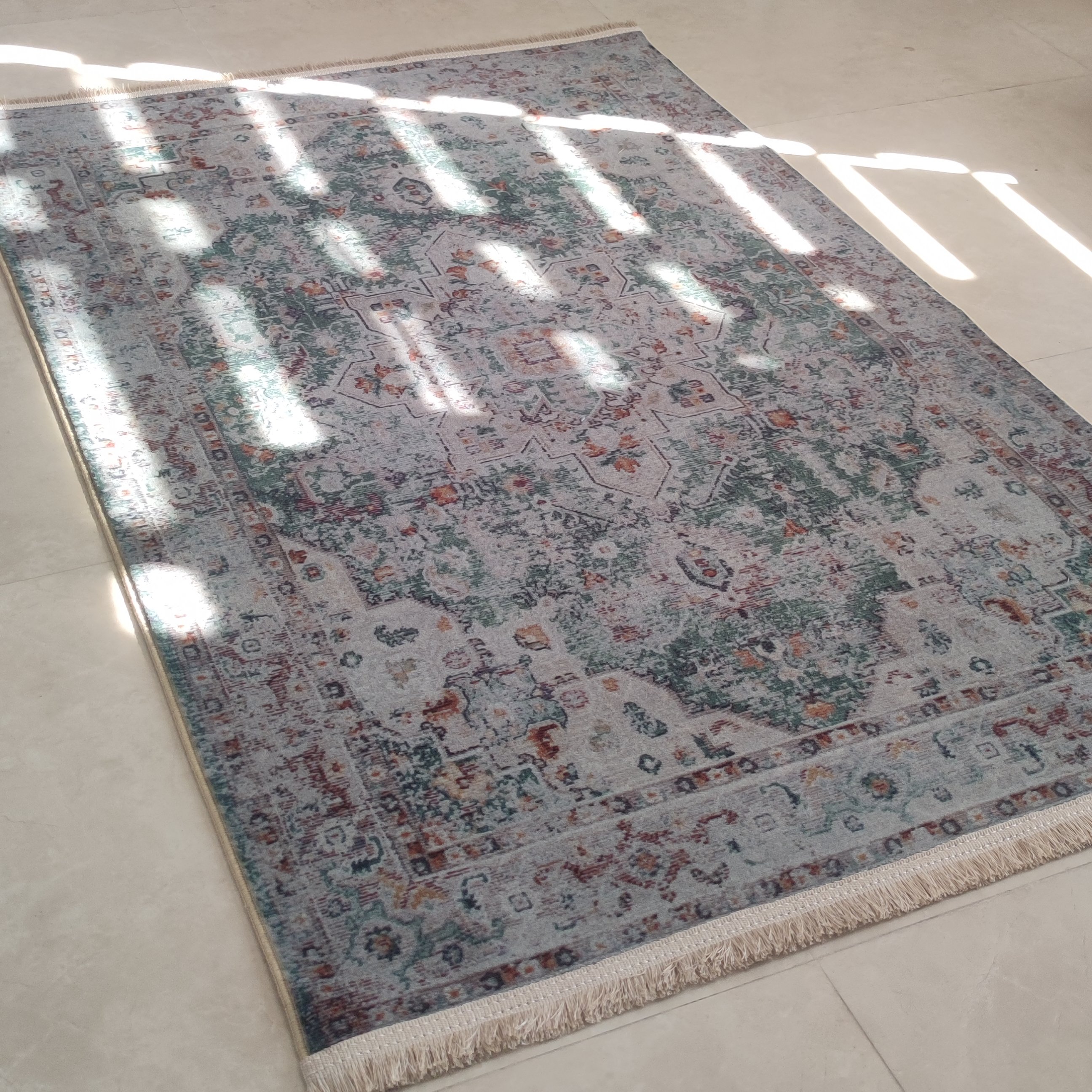 فرش وینتیج(پتینه)_700 شانه_تراکم 3300_سایز 2 در 3(6متری)