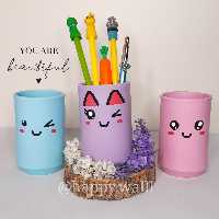 جامدادی رومیزی فانتزی جاقلمی طرح استیکر با رنگ دلخواه(قیمت برای یک عدد)