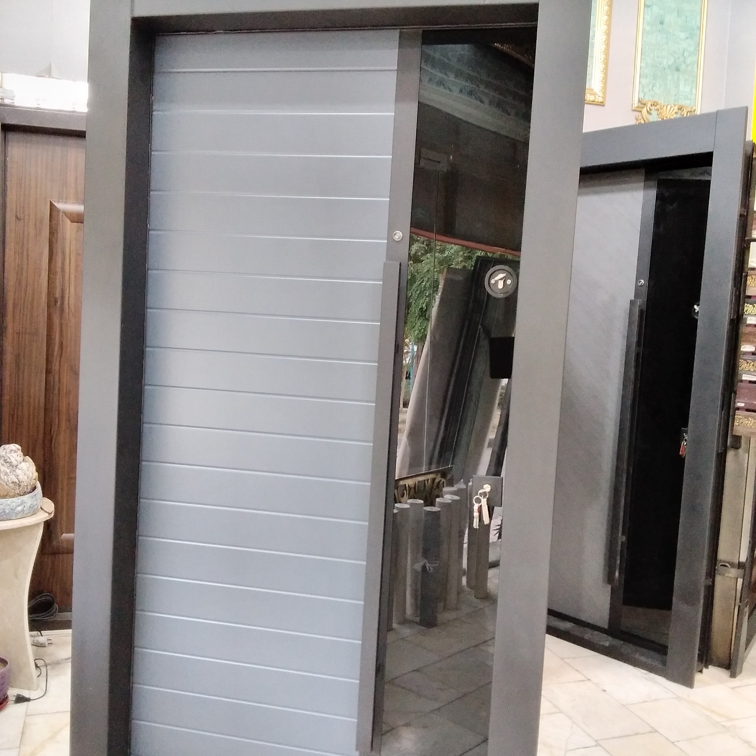 درب cnc شیشه خور 