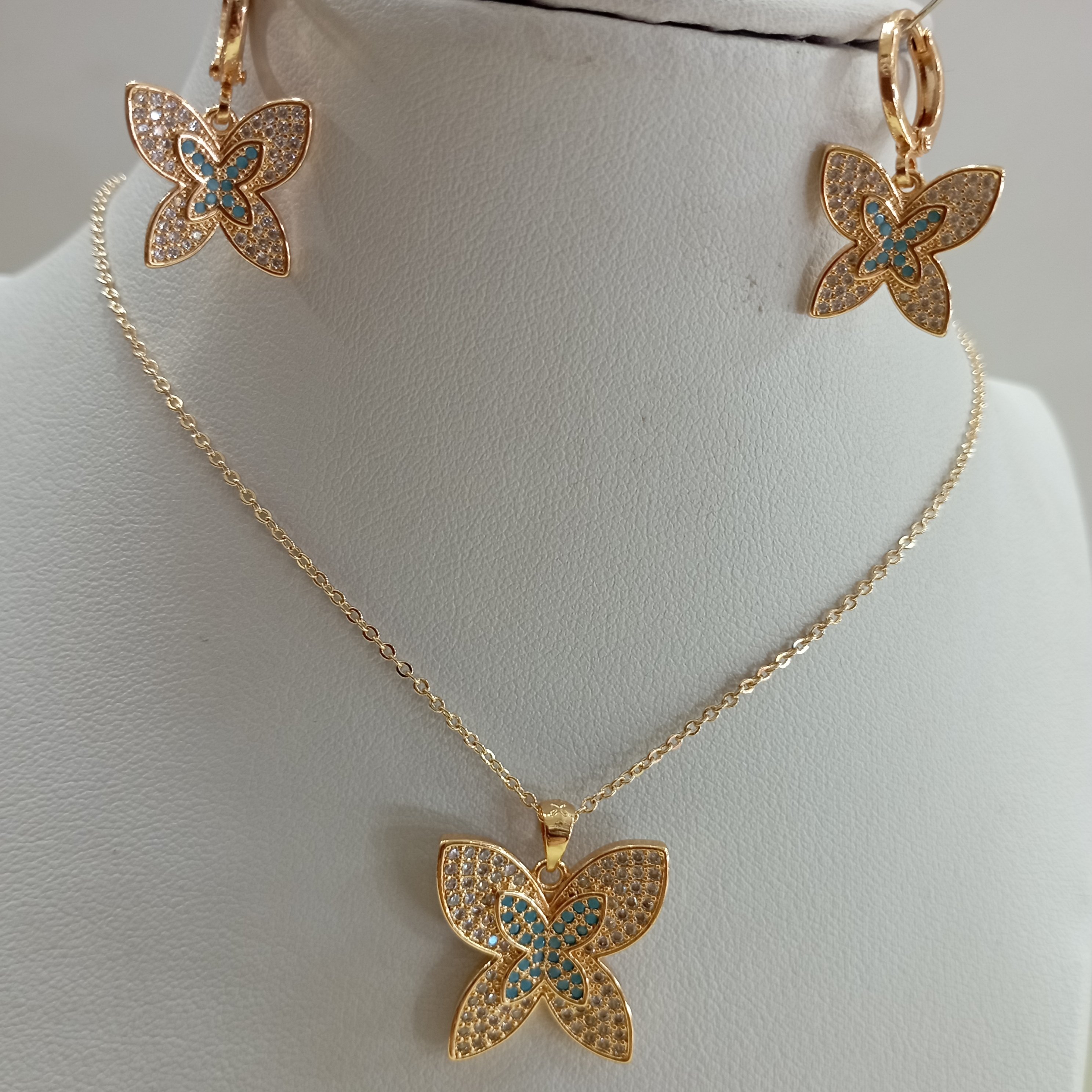 نیم ست  گردنبند و گوشواره طرح پروانه مارک ysx