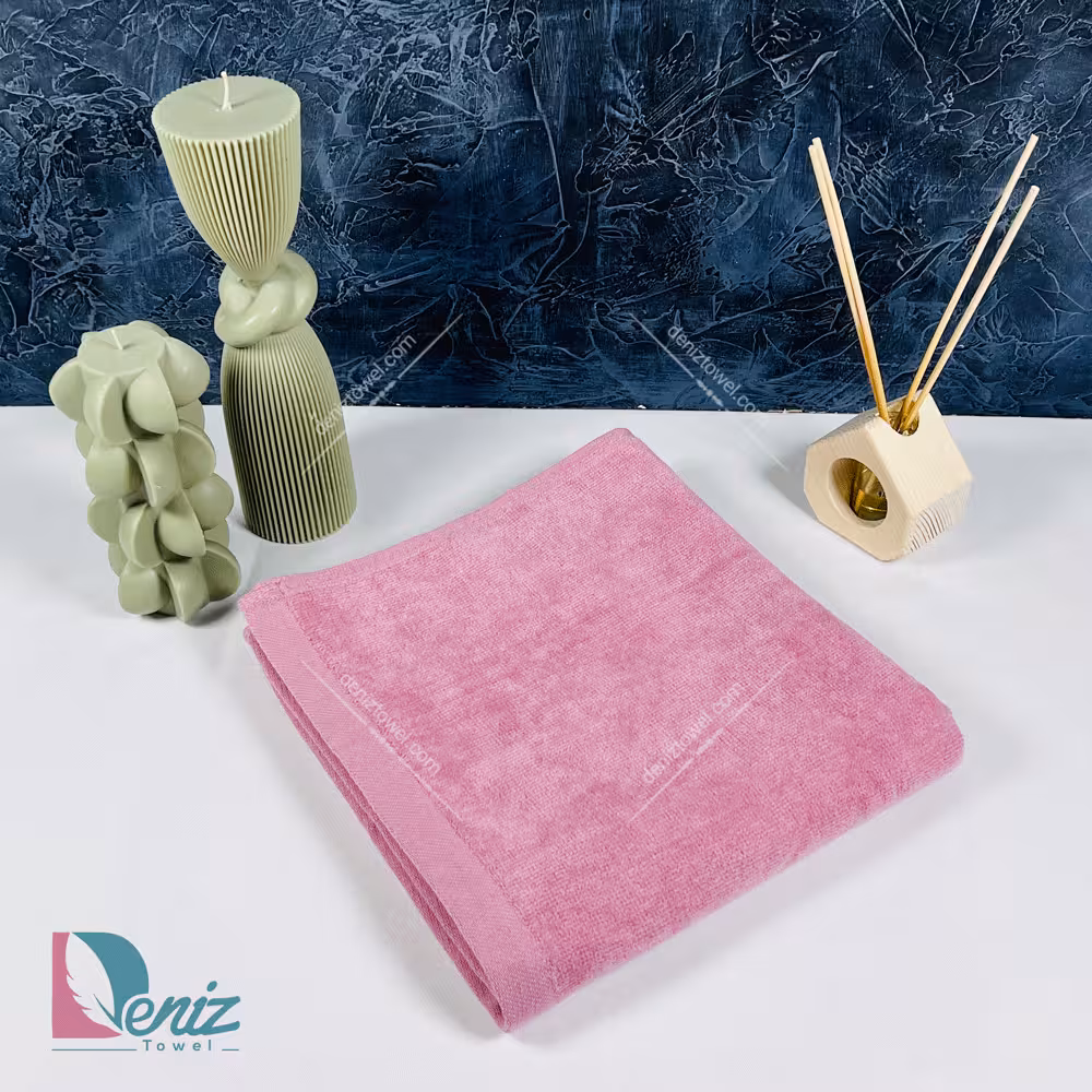حوله دستی طرح مخمل ساده رنگ کالباسی