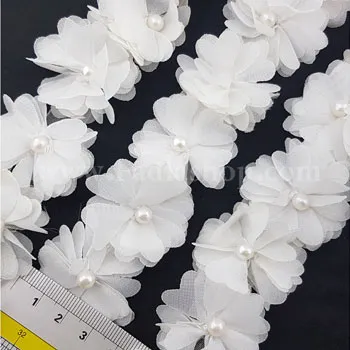 یراق طرح گل مرواریدی سفید