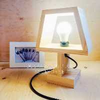 آباژور چوبی رومیزی و چراغ مطالعه