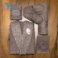 حوله ست یک نفره 6 تیکه طرح آرام رنگ نسکافه ای