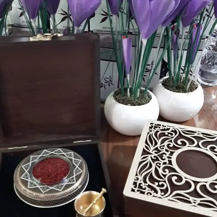 ظروف بسته بندی زعفران - جعبه چوبی خاتم 5گرم  با هاون نقلی