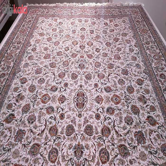 فرش ماشینی زمرد مشهد طرح افشان 45000 زمینه کرم