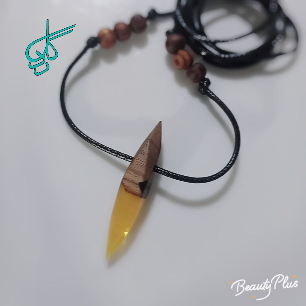 خرید گردنبند دست ساز ترکیبی چوب و رزین به همراه مهره کیفیت عالی در رنگ بندی متنوع کد 1515553 - ردگل