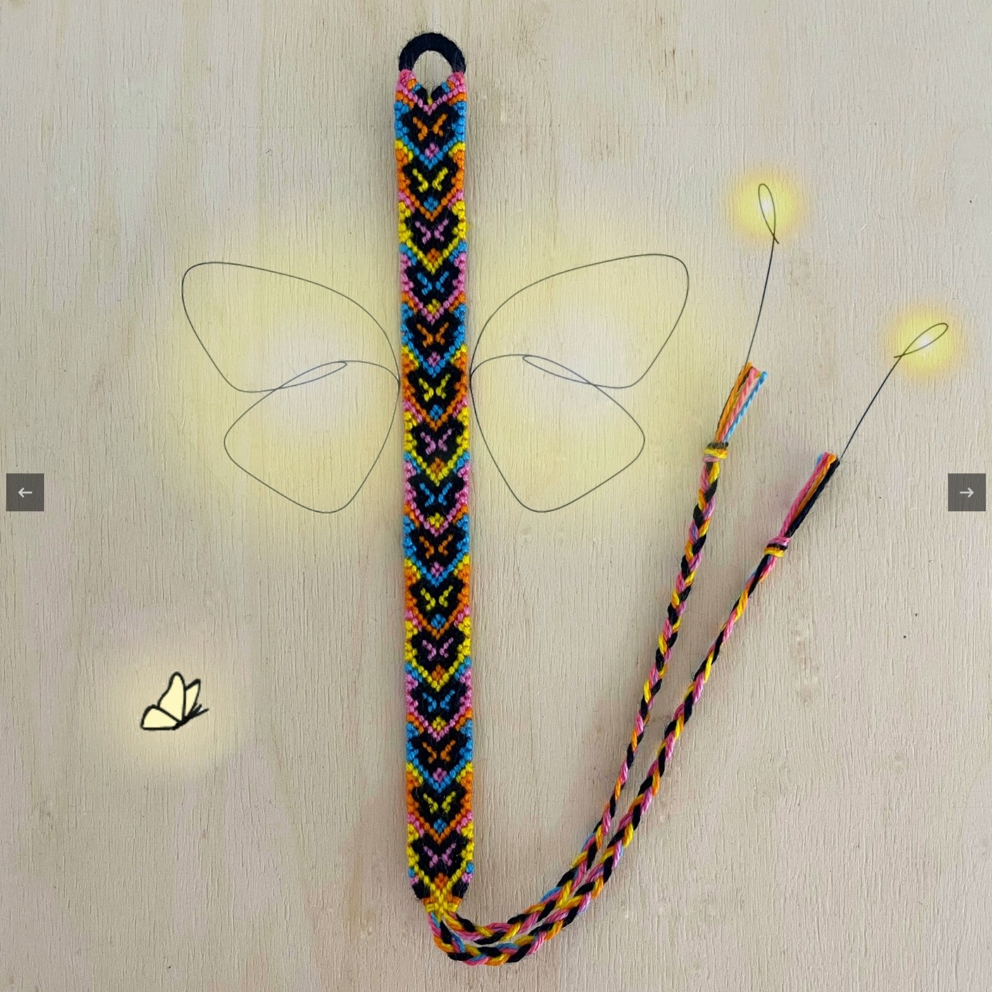 دستبند دستبافت پروانه 