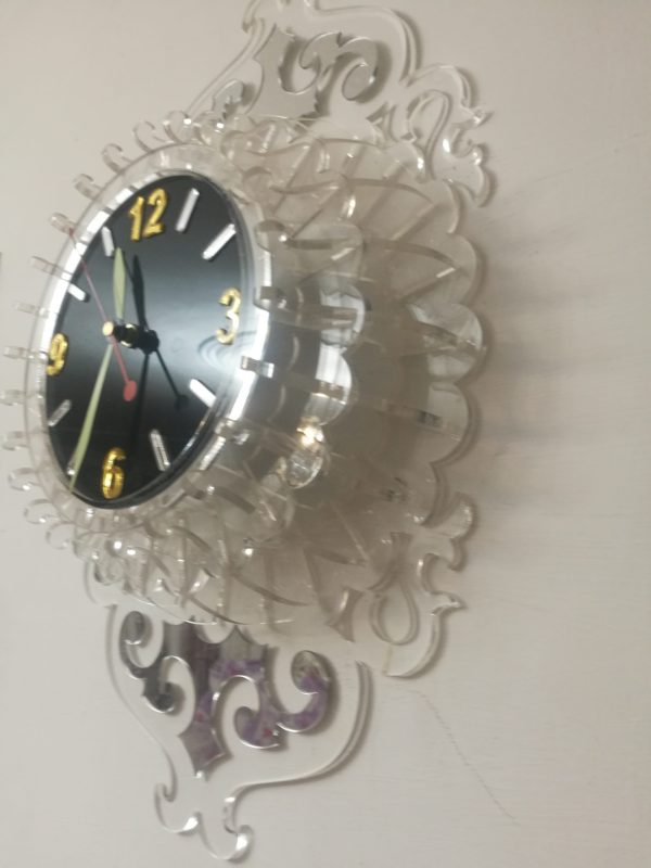 ساعت دیواری مدل چشمه نور کد 967